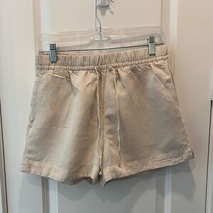 H&M High Waist Linen Blend Cream Shorts